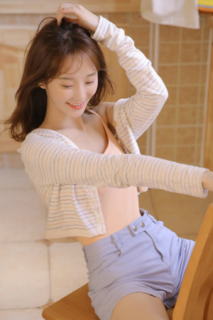 李丽莎与土豪50分钟在线观看