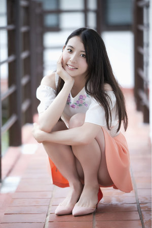 艳mu里番无删减在线播放